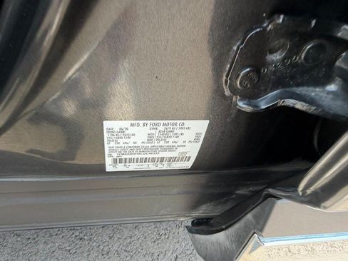 Used 2020 Ford Explorer XLT w/ Equipment Group 202A AWD/4WD image 25