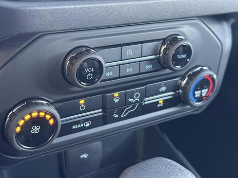 New 2025 Ford Bronco 2-Door image 29