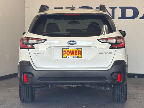 Used 2021 Subaru Outback Premium AWD/4WD image 4