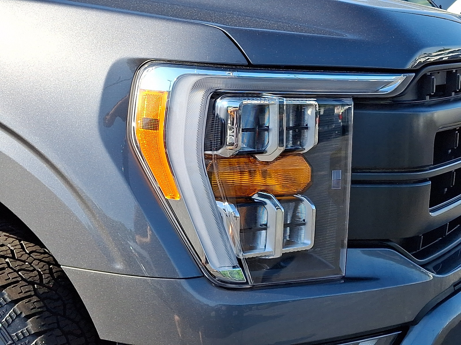 Certified 2023 Ford F150 Lariat w/ Max Trailer Tow Package AWD/4WD image 9
