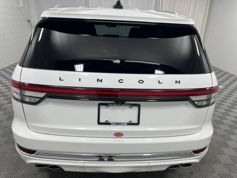 Used 2025 Lincoln Aviator Black Label AWD/4WD image 7