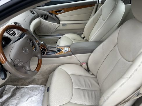 Used 2008 Mercedes-Benz SL 550 image 14