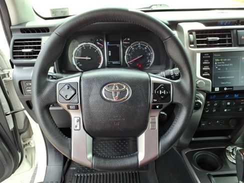 Used 2021 Toyota 4Runner Limited AWD/4WD image 20
