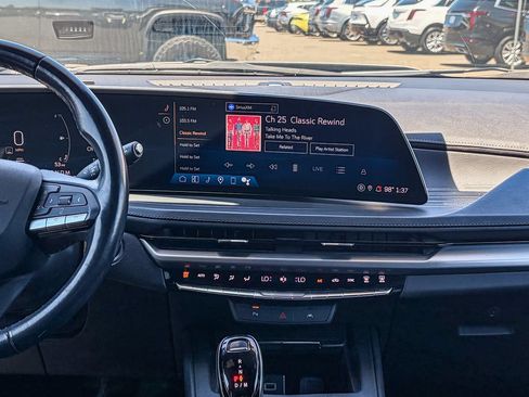 Certified 2024 Cadillac XT4 Premium Luxury AWD/4WD image 13