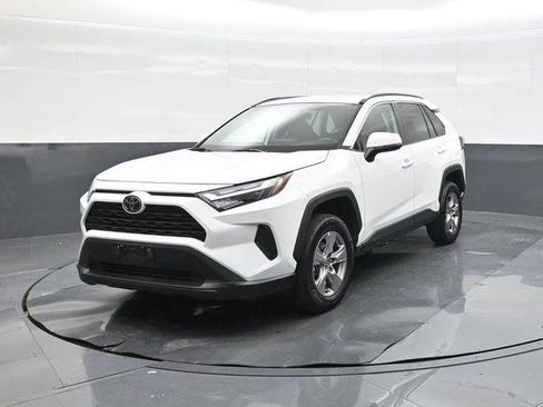 Certified 2025 Toyota RAV4 XLE FWD image 1