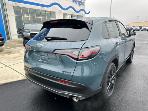 New 2026 Honda HR-V Sport image 8