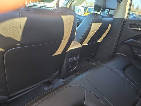 Certified 2021 Chevrolet Colorado ZR2 image 17