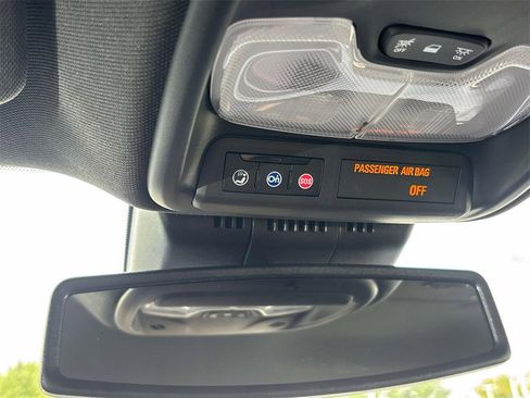 New 2025 GMC Canyon AT4 w/ Nightfall Edition image 10