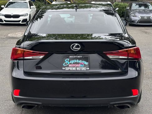 Used 2017 Lexus IS 200t image 11