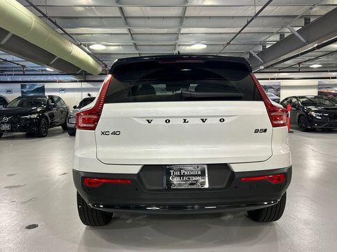 Used 2026 Volvo XC40 B5 Ultra w/ Climate Package AWD/4WD image 3