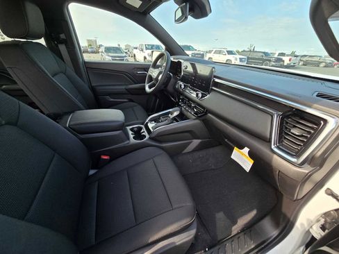 New 2024 GMC Canyon Elevation w/ Convenience Package image 13