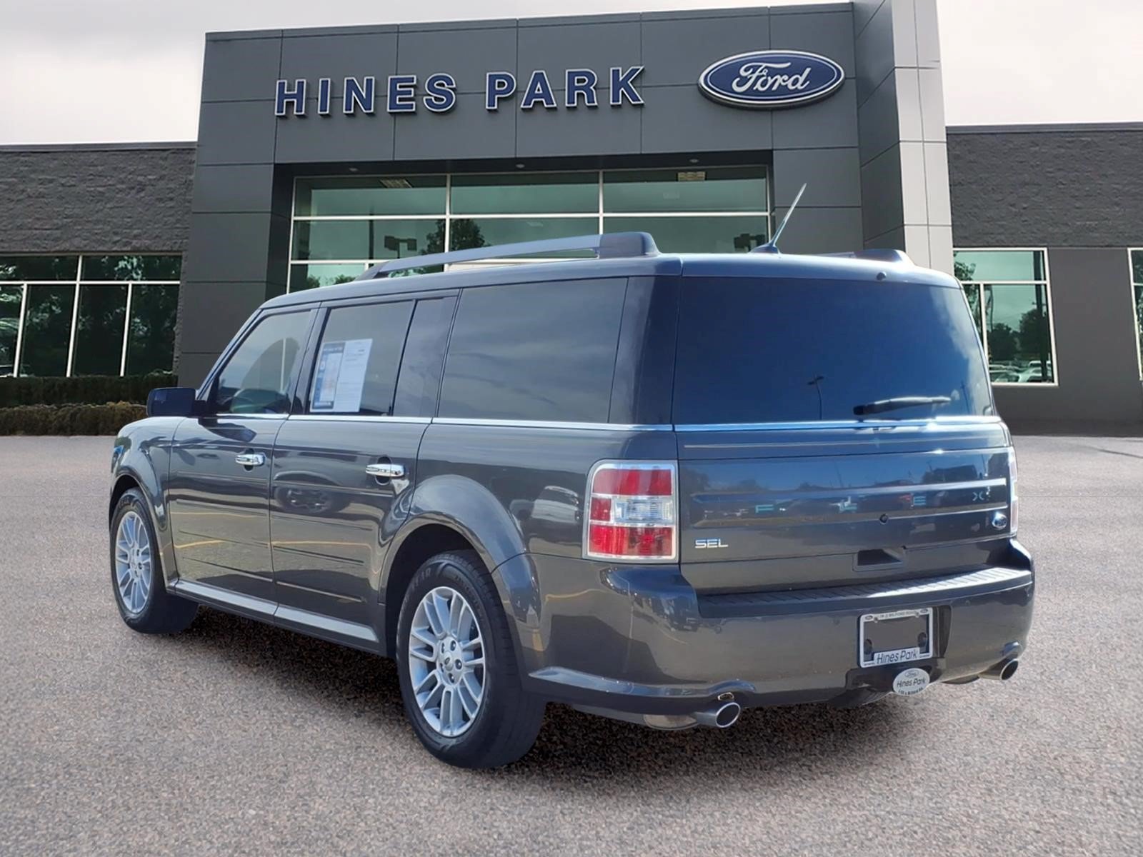 Used 2019 Ford Flex SEL w/ Class III Trailer Tow Package FWD image 5