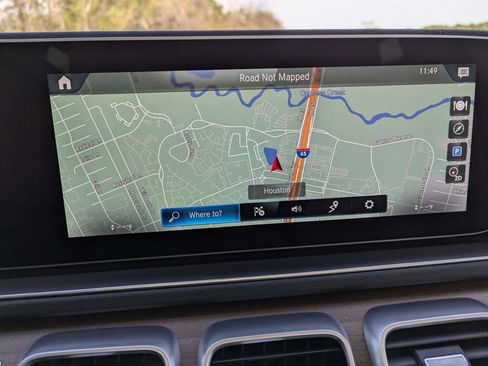 Used 2023 Mercedes-Benz GLS 450 4MATIC image 28