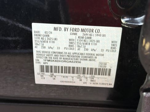 Used 2024 Ford Explorer XLT w/ Equipment Group 202A image 30