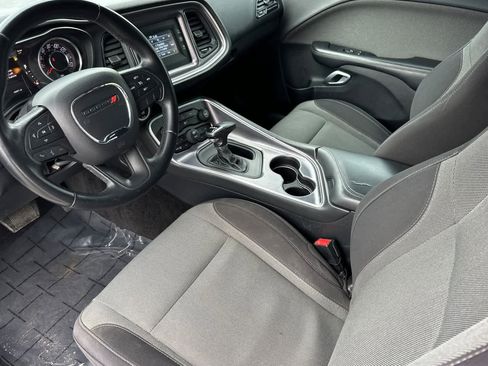 Used 2015 Dodge Challenger R/T w/ Quick Order Package 28B R/T RWD image 11