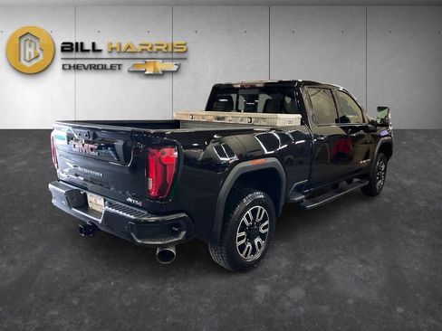 Used 2020 GMC Sierra 2500 AT4 w/ AT4 Premium Package AWD/4WD image 2