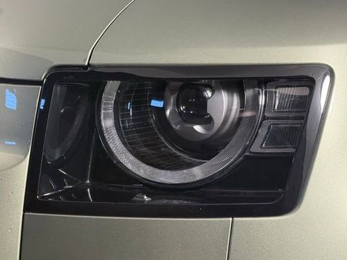 Certified 2025 Land Rover Defender 110 X-Dynamic SE image 12