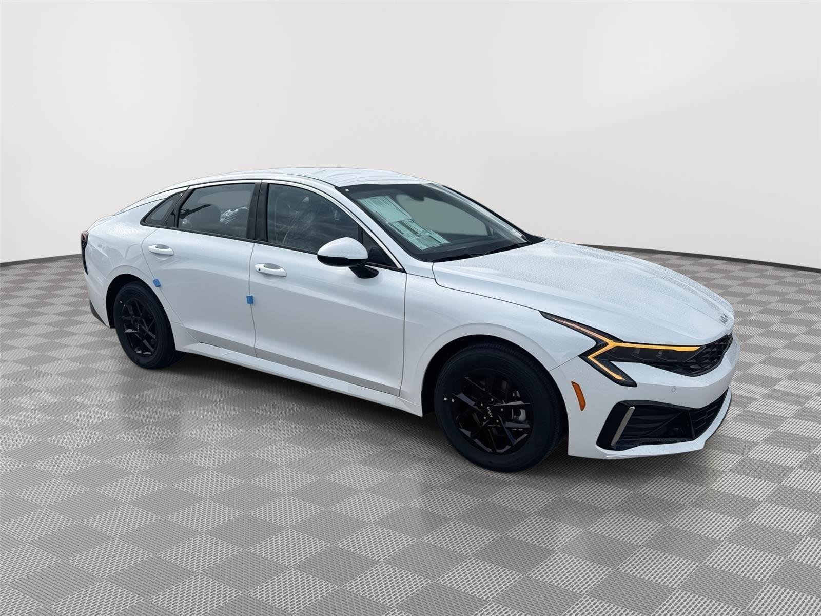 New 2026 Kia K5 LXS FWD image 3