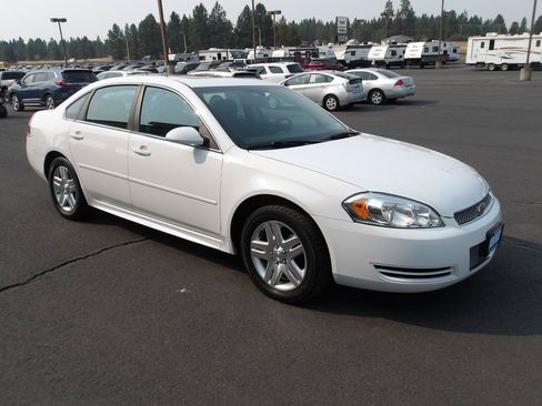 Used 2014 Chevrolet Impala LT w/ LT Sunroof Package FWD image 7