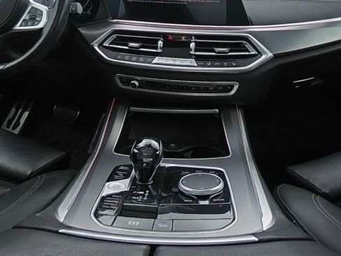 Used 2021 BMW X5 M50i AWD/4WD image 22