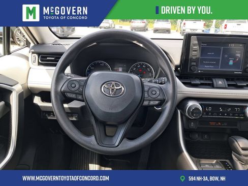 Used 2022 Toyota RAV4 XLE w/ Convenience Package AWD/4WD image 27