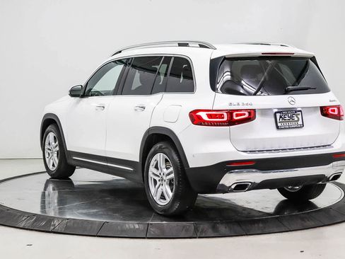 Used 2022 Mercedes-Benz GLB 250 4MATIC image 2