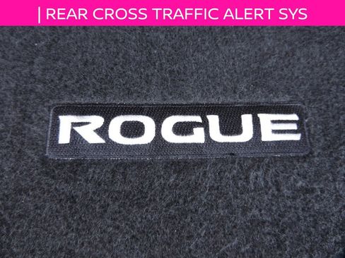 Used 2023 Nissan Rogue SV FWD image 14
