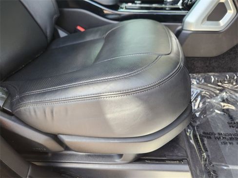 Used 2022 Land Rover Range Rover Westminster Edition image 19