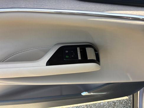 New 2026 Volvo EX90 Plus AWD/4WD image 13