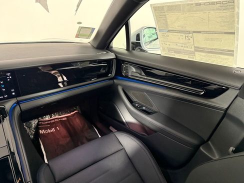 New 2026 Porsche Panamera 4 image 23
