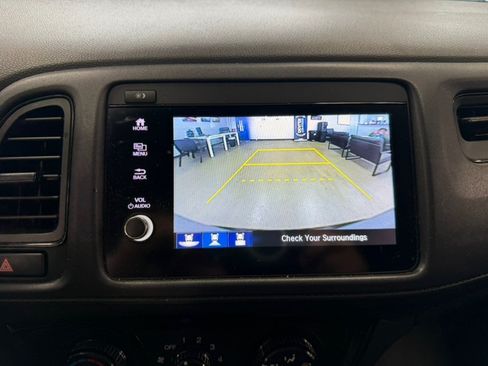 Used 2019 Honda HR-V Sport image 19