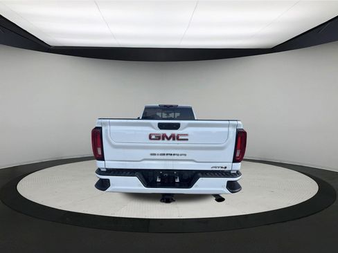 Used 2023 GMC Sierra 3500 AT4 w/ AT4 Premium Plus Package AWD/4WD image 6