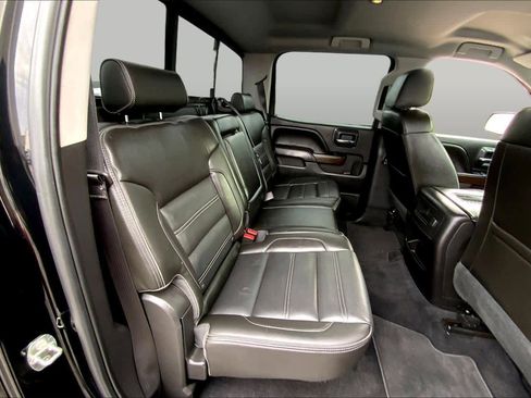 Used 2018 GMC Sierra 1500 Denali RWD image 18