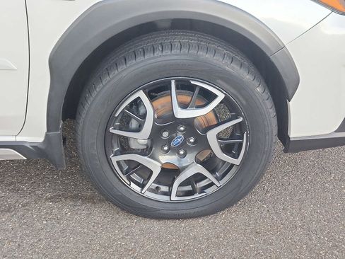 Used 2019 Subaru Crosstrek Hybrid w/ Moonroof Package w/Navigation image 8