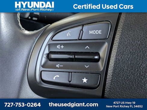 Certified 2024 Hyundai Venue Limited image 27