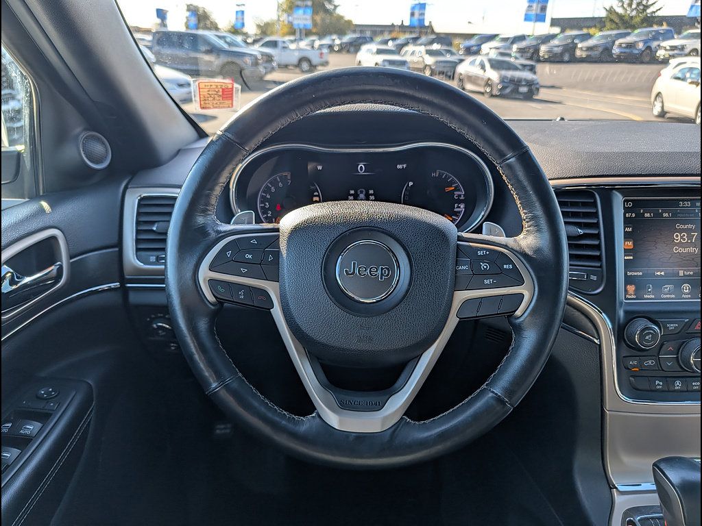 Used 2016 Jeep Grand Cherokee Limited AWD/4WD image 16