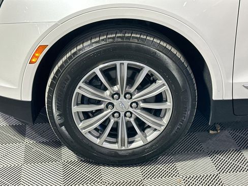 Used 2019 Cadillac XT5 Luxury image 12