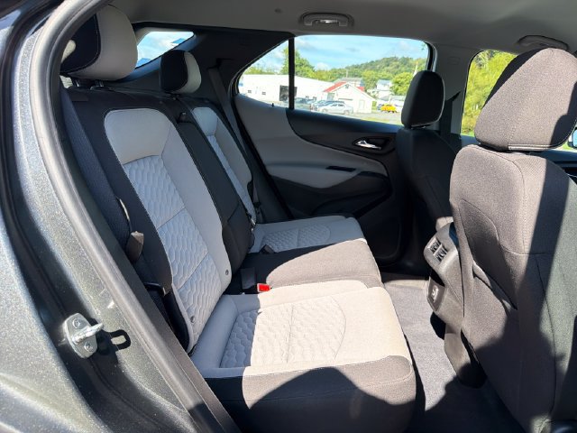 Used 2021 Chevrolet Equinox LS FWD image 14