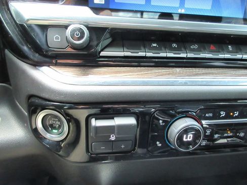 Certified 2023 Chevrolet Silverado 1500 LT Trail Boss w/ Convenience Package II AWD/4WD image 31