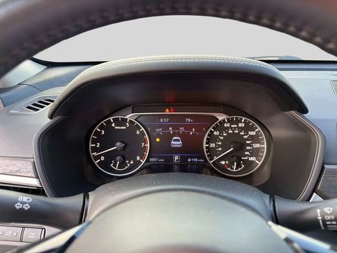 Certified 2025 Nissan Altima 2.5 SL FWD image 19