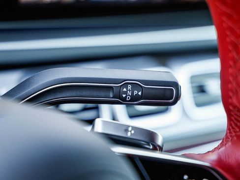 Certified 2025 Mercedes-Benz Maybach GLS 600 4MATIC image 27