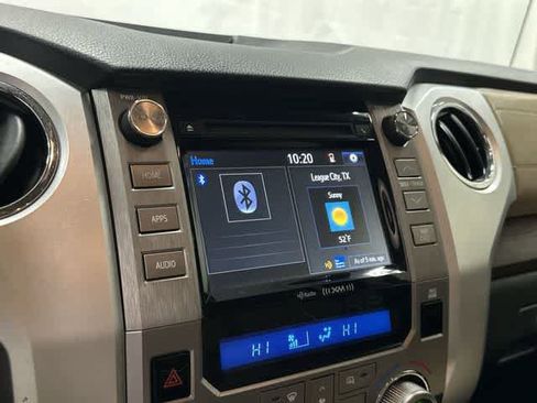 Used 2018 Toyota Tundra Limited image 22