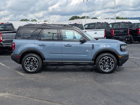 New 2025 Ford Bronco Sport Outer Banks w/ Outer Banks Tech Package+ image 3
