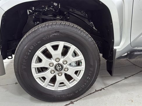Certified 2024 Toyota Tacoma SR image 24