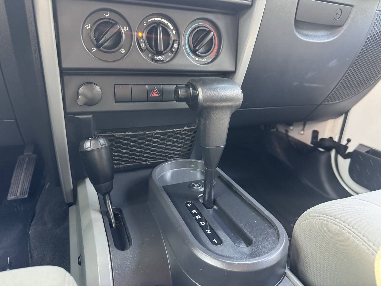 Used 2010 Jeep Wrangler Unlimited Sport AWD/4WD image 21