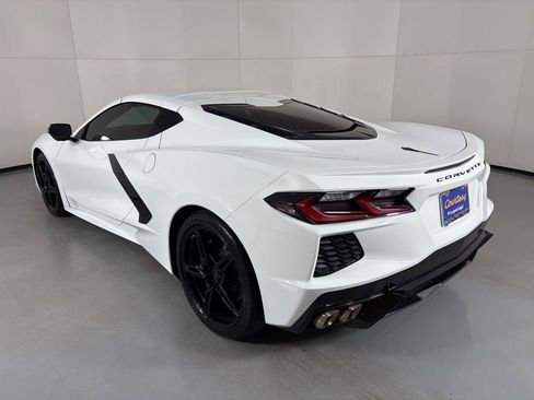 Used 2021 Chevrolet Corvette Stingray Coupe w/ 1LT image 7