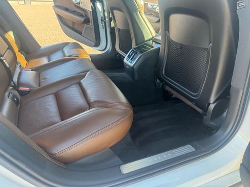 Used 2018 Volvo S90 T6 Inscription w/ Convenience Package AWD/4WD image 37