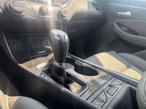 Used 2015 Chevrolet Impala LT image 25