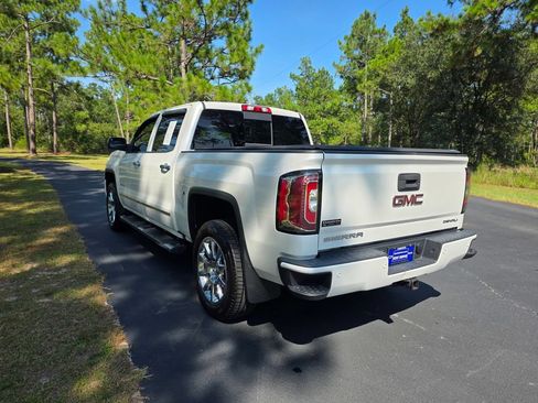 Used 2018 GMC Sierra 1500 Denali AWD/4WD image 3