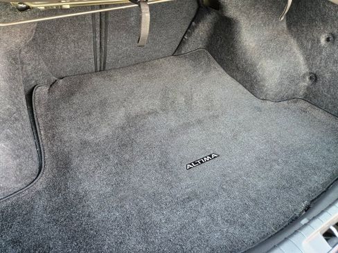 Used 2016 Nissan Altima 2.5 SR image 17